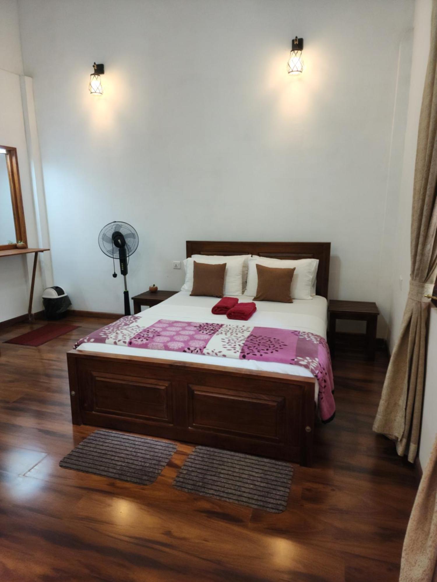 Poomaz Peace Palace Ella Phòng bức ảnh